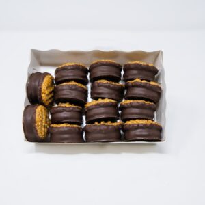 Galette Orange von Konditorei Jindrak – feines Haselnussgebäck mit Orangen-Ganache und Edelbitterschokolade