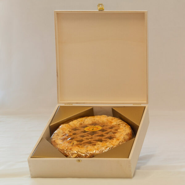 linzer torte im holzkisterl gross