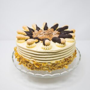 Malakofftorte von Konditorei Jindrak – klassische Buttercremetorte mit Rum und Biskotten