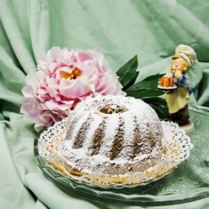 aftiger Marmorkuchen von Konditorei Jindrak – traditionell gebacken und frisch verpackt
