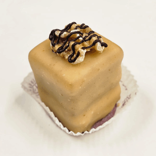 Petit Four Nuss